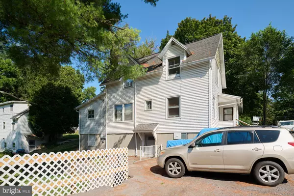 State College, PA 16801,829-833 ELMWOOD ST