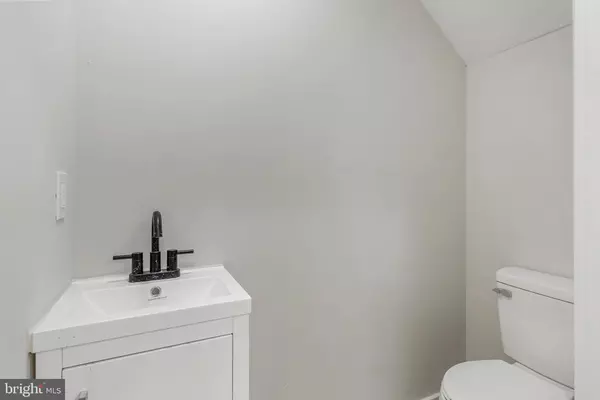 Philadelphia, PA 19133,133 W HUNTINGDON ST