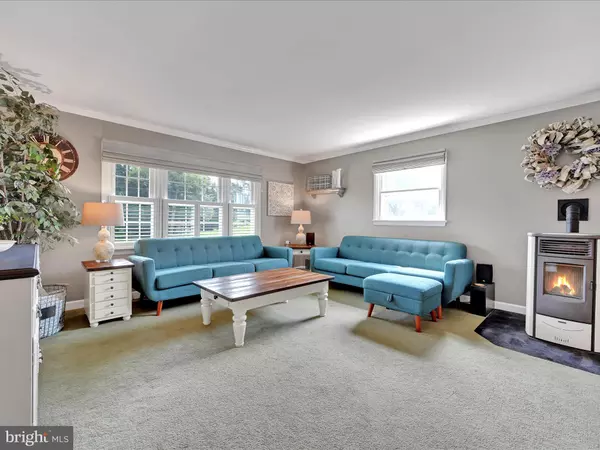 East Petersburg, PA 17520,5042 MARTIN DR