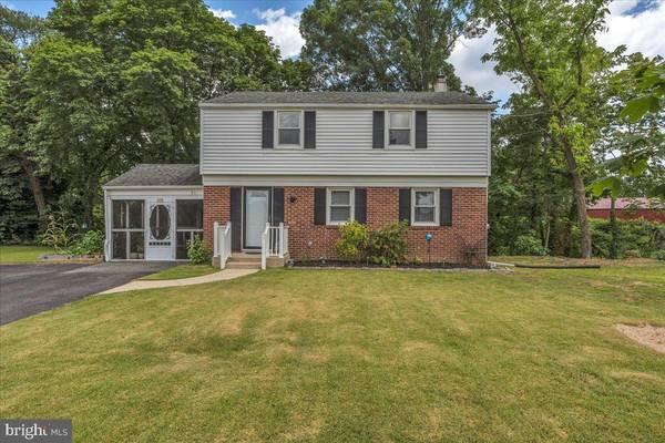 574 BECKETT RD, Swedesboro, NJ 08085