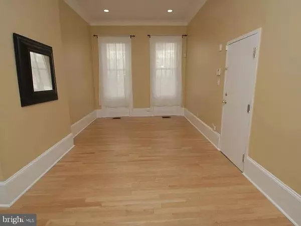 Philadelphia, PA 19130,1504 MOUNT VERNON ST #1