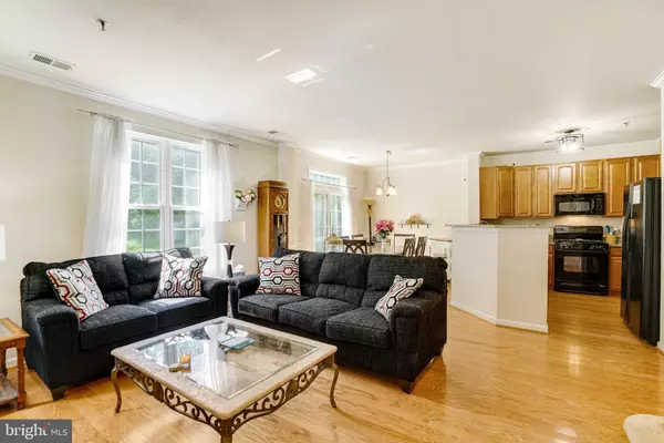 Lorton, VA 22079,8975 HARROVER PL #75A