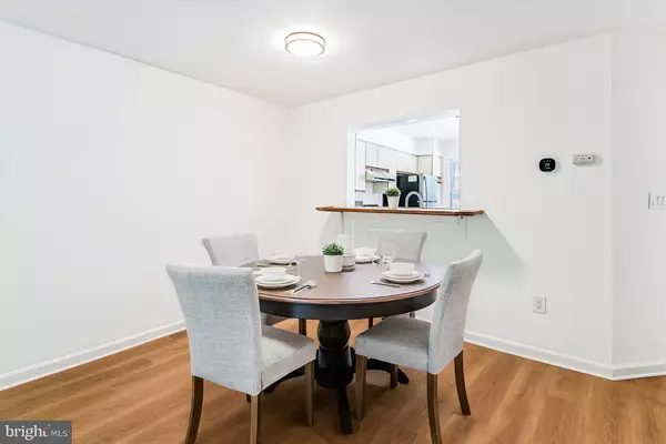 Annapolis, MD 21403,988 BREAKWATER DR