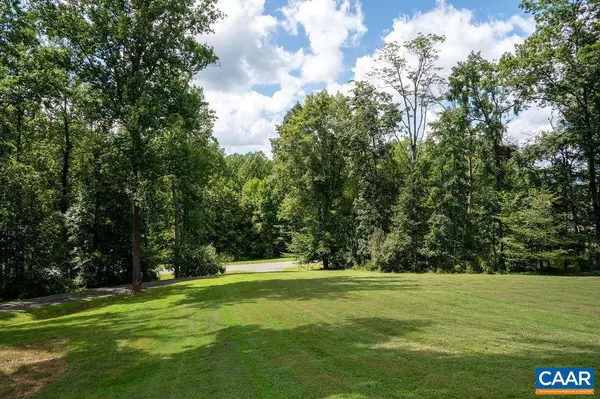 Charlottesville, VA 22903,864 RETRIEVER RUN