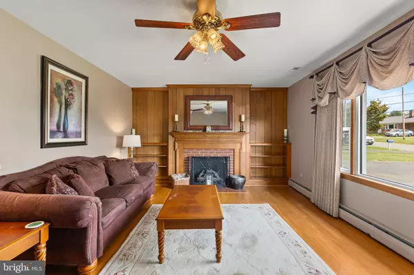 Culpeper, VA 22701,506 AZALEA ST