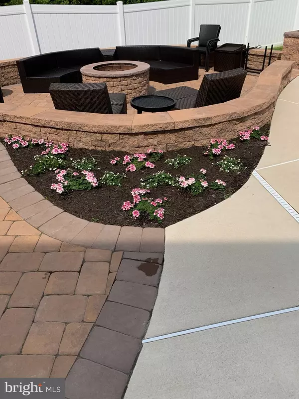 Mount Laurel, NJ 08054,17 CARLISLE CT