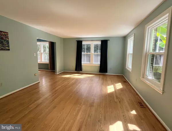 Owings, MD 20736,106 DELORES DR