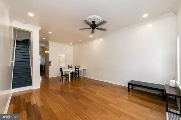 Camden, NJ 08102,107 PENN STREET