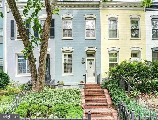 830 NEW HAMPSHIRE AVE NW, Washington, DC 20037