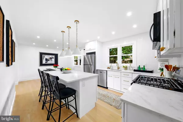 West Deptford, NJ 08096,11 BISCAYNE BLVD