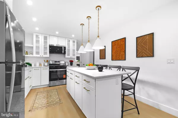 West Deptford, NJ 08096,11 BISCAYNE BLVD