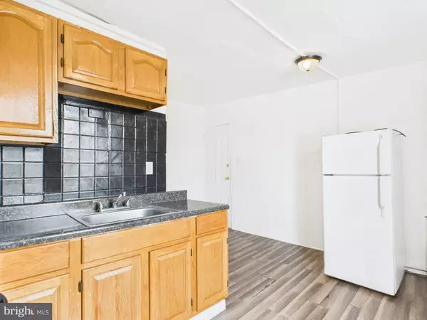 York, PA 17401,22 W KING ST