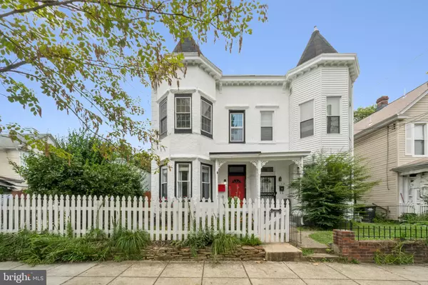 Washington, DC 20032,3206 5TH ST SE