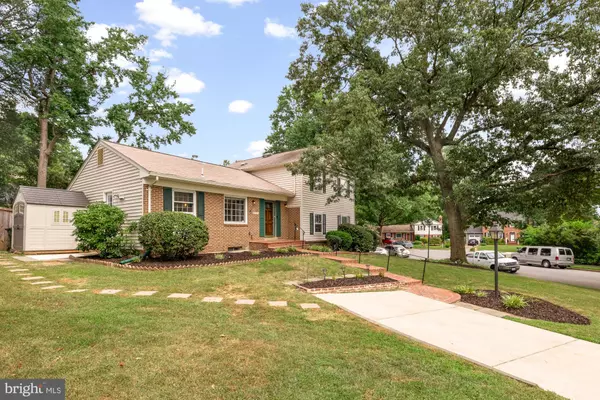 Alexandria, VA 22306,6825 STONEYBROOKE LN