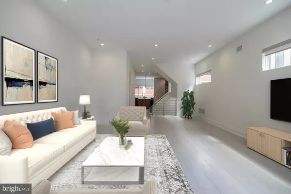 Philadelphia, PA 19106,106 SANSOM ST