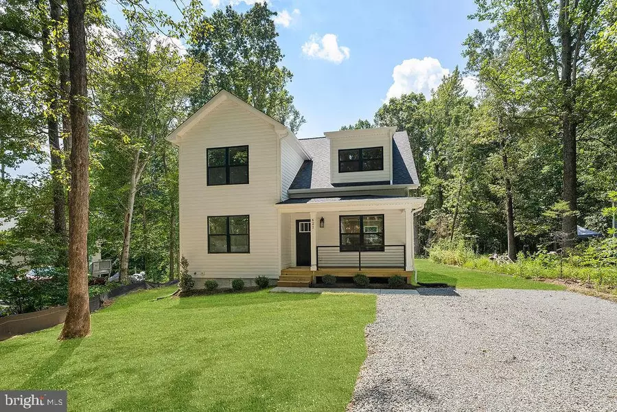 621 CLOVER HILL DR, Ruther Glen, VA 22546
