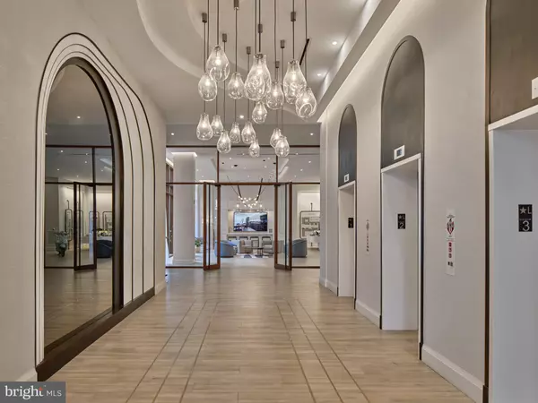 Philadelphia, PA 19123,1099 GERMANTOWN AVE #M103