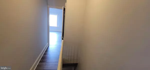 Reading, PA 19601,136 ELM ST #B