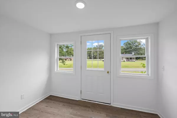 Orange, VA 22960,17287 OAKSHADE RD