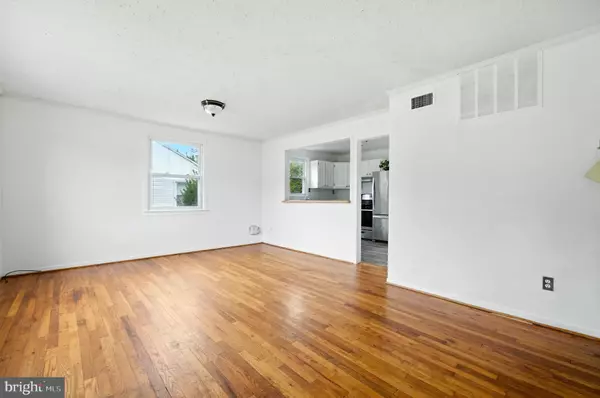 District Heights, MD 20747,2704 KIRTLAND AVE