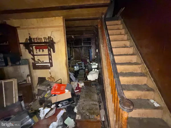 Philadelphia, PA 19134,2045 E VICTORIA ST