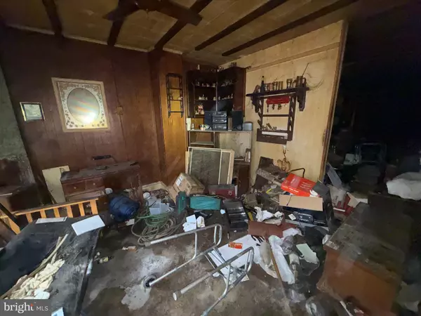 Philadelphia, PA 19134,2045 E VICTORIA ST