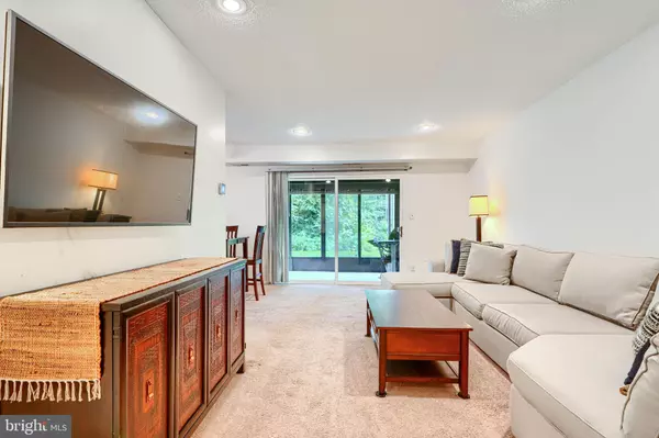 Baltimore, MD 21209,7 SUNTOP CT #T-1