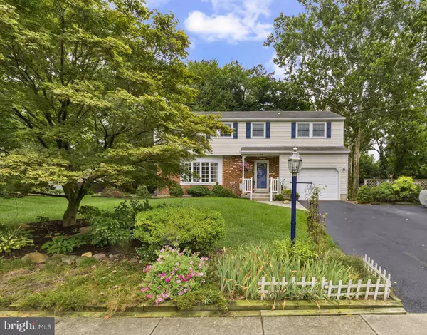 319 SUSAN DR, Cinnaminson, NJ 08077