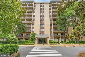 Falls Church, VA 22044,3100 S MANCHESTER ST #827