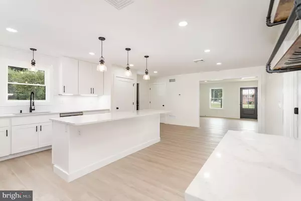 Mechanicsburg, PA 17055,613 E KELLER ST