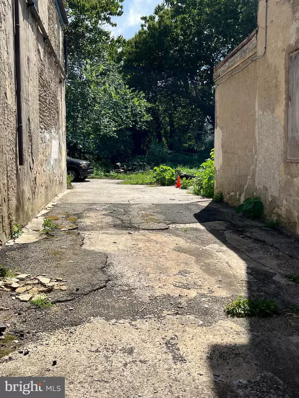 Philadelphia, PA 19144,5110 GERMANTOWN AVE