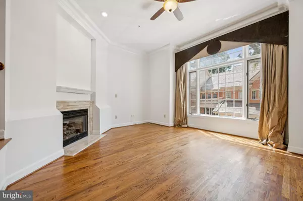 Bethesda, MD 20816,5819 MADAKET RD