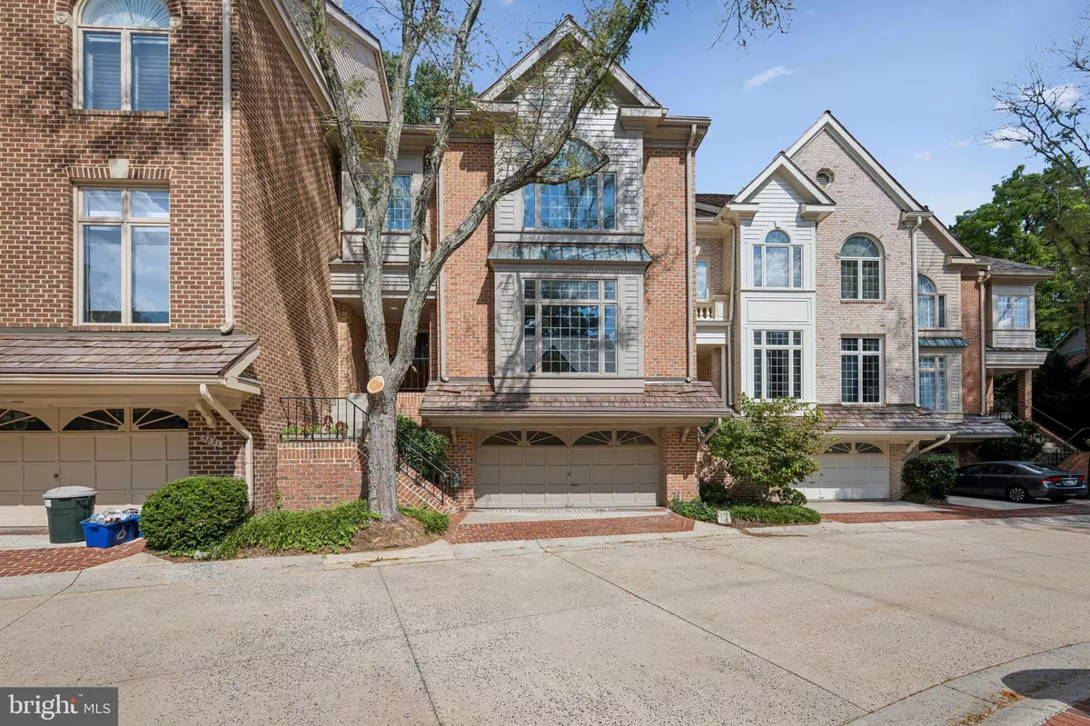 Bethesda, MD 20816,5819 MADAKET RD