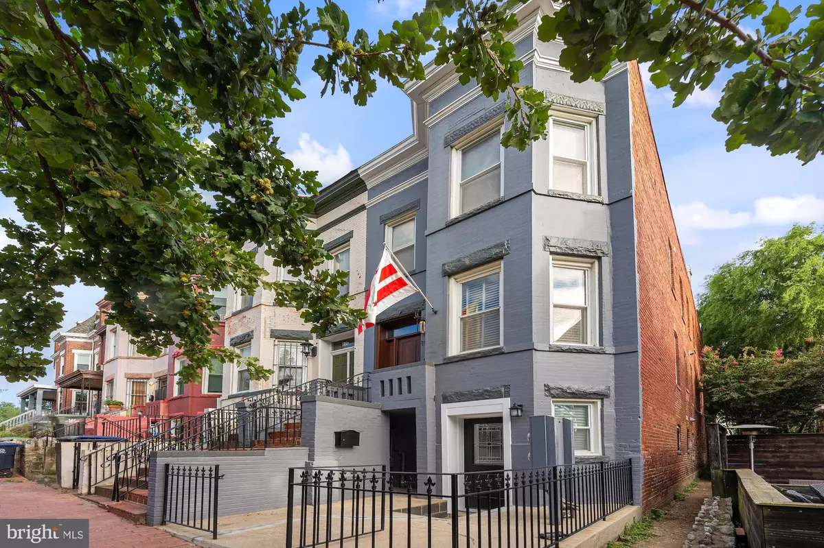 Washington, DC 20002,15 SEATON PL NE #1