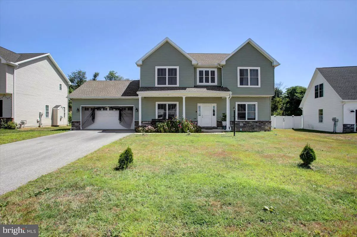 Mount Holly Springs, PA 17065,238 PARKWAY DR