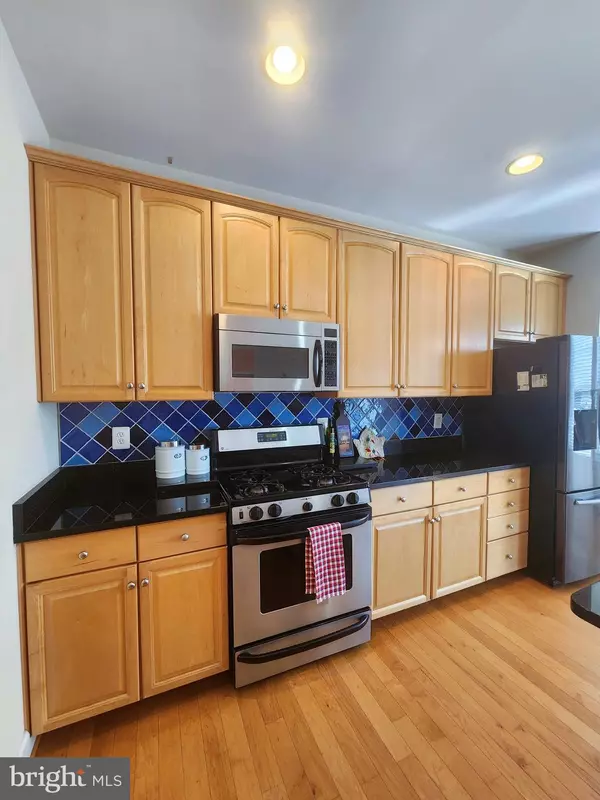 Rockville, MD 20850,917 CRESTFIELD DR