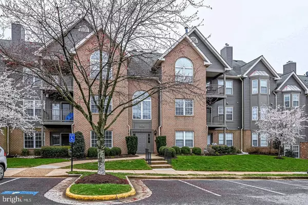 4108 MONUMENT CT #101, Fairfax, VA 22033