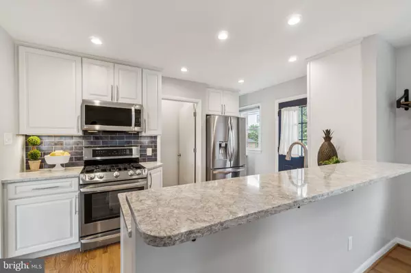 Arlington, VA 22204,2021 S LANGLEY ST