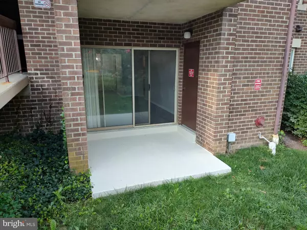 Gaithersburg, MD 20879,7908 PEARLBUSH DR #104