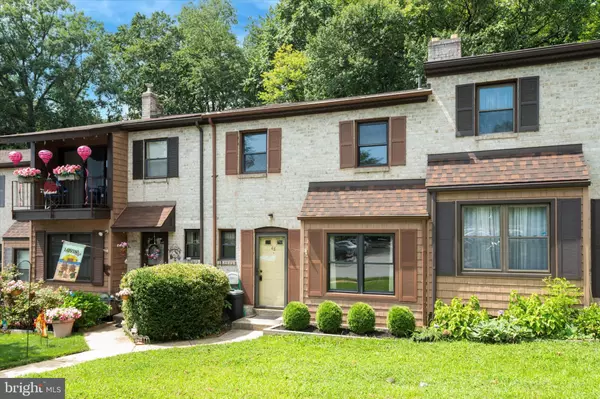 Aston, PA 19014,48 BISHOP DR