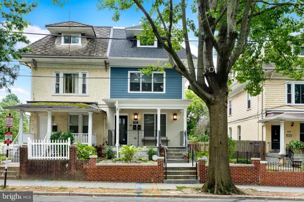 902 WEBSTER ST NW #2, Washington, DC 20011