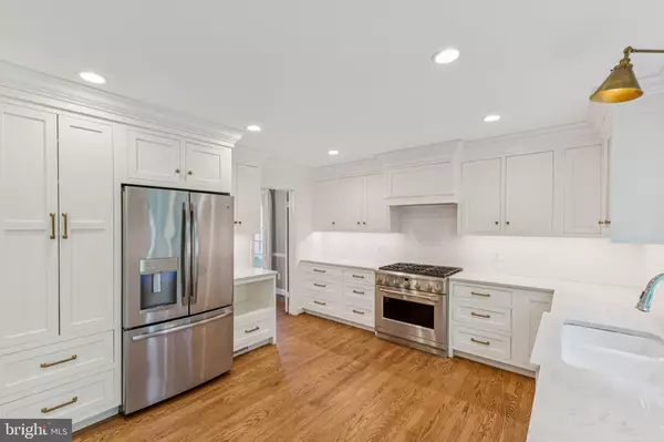 Bethesda, MD 20817,9508 NEWBOLD PL