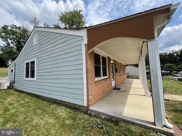 Oxon Hill, MD 20745,710 LEYTE PL