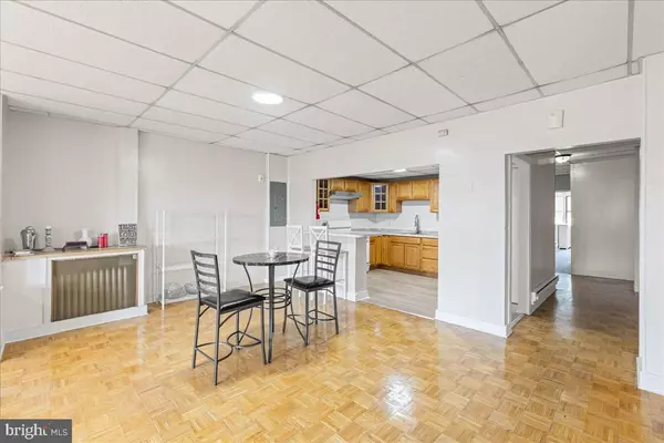 Beverly, NJ 08010,245 WARREN ST