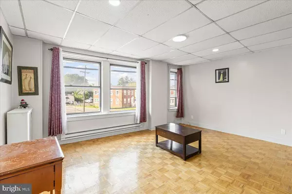 Beverly, NJ 08010,245 WARREN ST