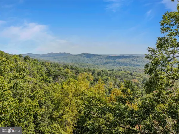 Berkeley Springs, WV 25411,R5 BOBCAT DRIVE