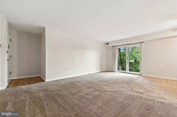 Annapolis, MD 21403,206-F VICTOR PKWY #206F