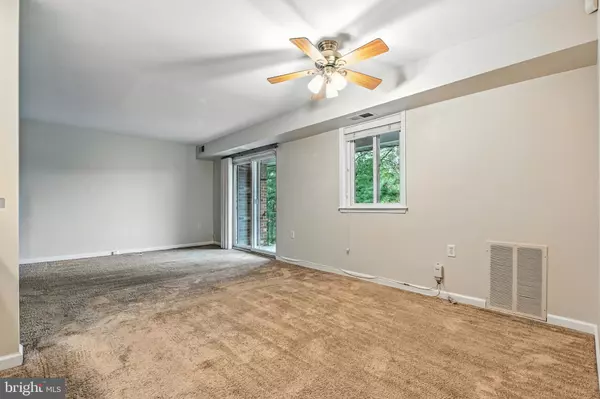 Annapolis, MD 21403,206-F VICTOR PKWY #206F