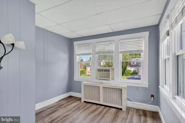 Glenolden, PA 19036,437 S SCOTT AVE