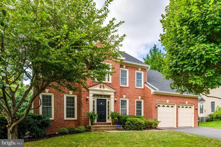 5274 TRACTOR LN, Fairfax, VA 22030
